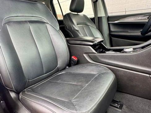Used 2021 Jeep Grand Cherokee L Limited AWD/4WD image 15