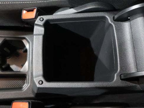 Used 2021 Volkswagen Tiguan S image 31