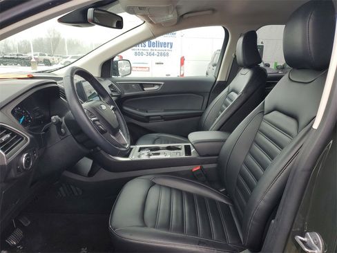 Used 2023 Ford Edge SEL w/ Convenience Package image 8