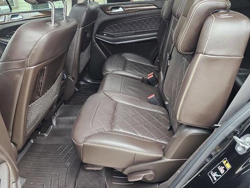 Used 2019 Mercedes-Benz GLS 550 4MATIC image 19