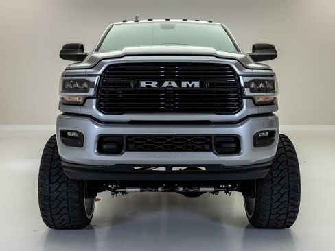 Used 2022 RAM 2500 Laramie AWD/4WD image 3