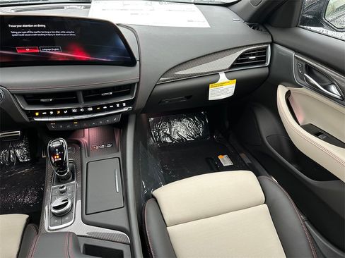 New 2026 Cadillac CT5 V w/ Technology Package image 18