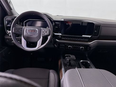 New 2026 GMC Sierra 1500 Elevation AWD/4WD image 2