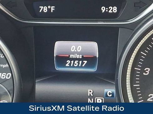Used 2019 Mercedes-Benz CLA 250 4MATIC image 6