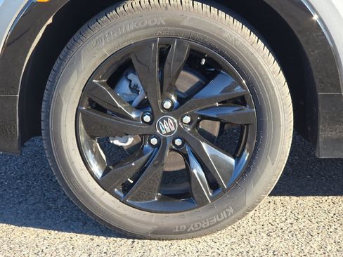 Used 2025 Buick Encore GX Sport Touring w/ Advanced Technology Package image 26