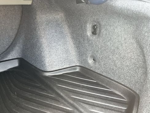 Used 2018 Honda Accord Touring image 37