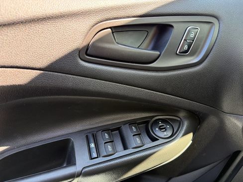 Used 2014 Ford Escape S FWD image 23