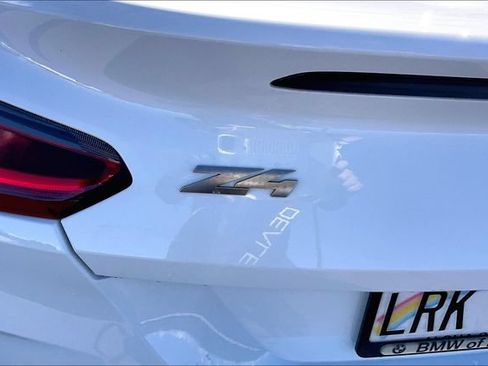 Used 2023 BMW Z4 M40i w/ Premium Package RWD image 8
