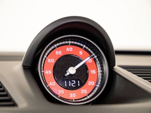 Certified 2025 Porsche 911 Targa 4 GTS image 16