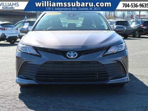 Used 2021 Toyota Camry LE image 2