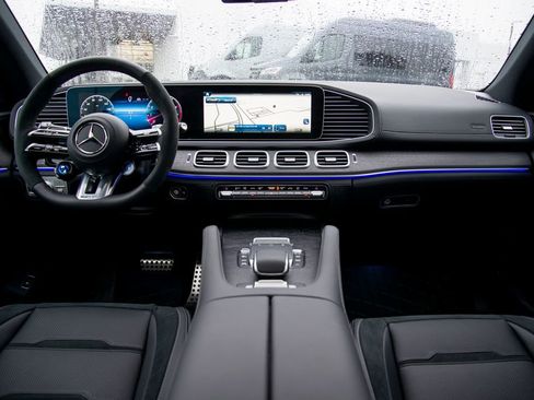 New 2026 Mercedes-Benz GLE 53 AMG 4MATIC Coupe image 17