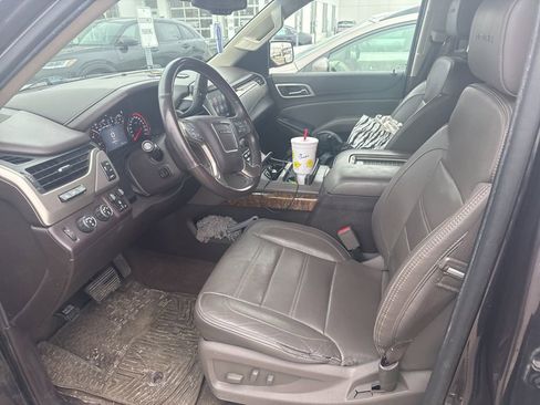 Used 2016 GMC Yukon XL Denali w/ Open Road Package image 6