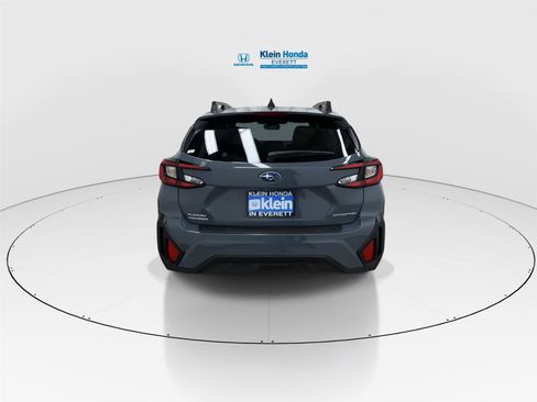 Used 2024 Subaru Crosstrek 2.0i Premium w/ Popular Package #4 AWD/4WD image 9