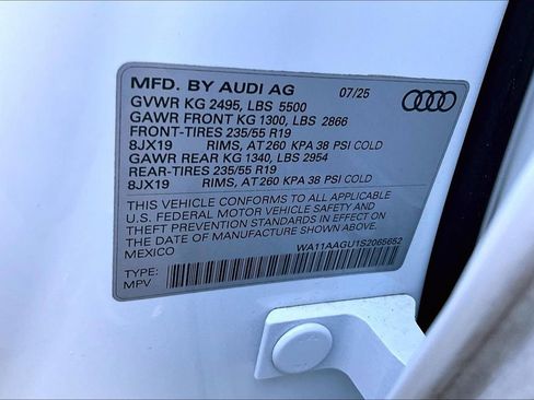 Used 2025 Audi Q5 Premium w/ Convenience Package AWD/4WD image 19