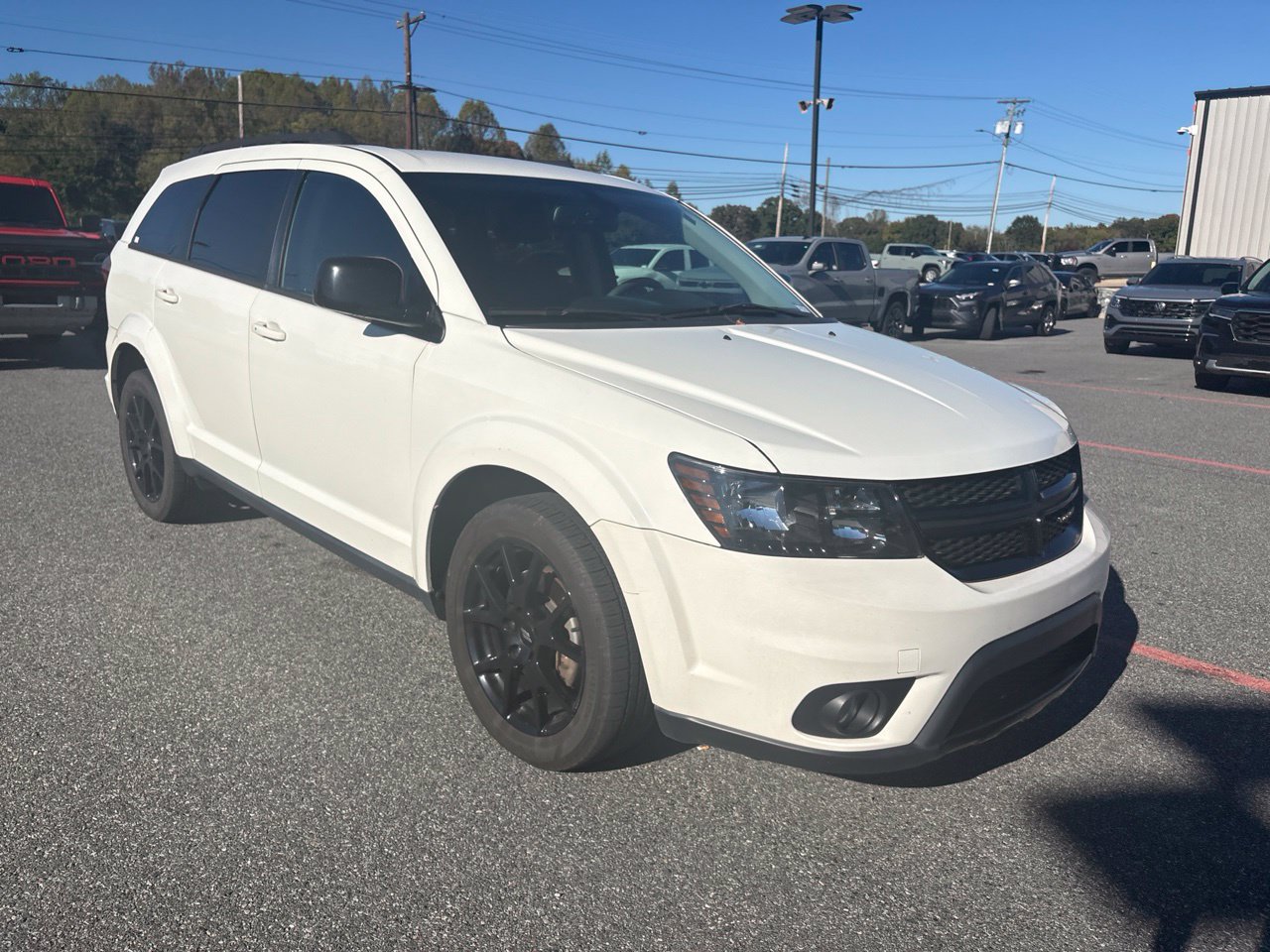 Used 2019 Dodge Journey SE w/ Blacktop Package FWD image 9
