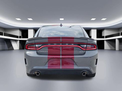 Used 2019 Dodge Charger GT RWD image 4