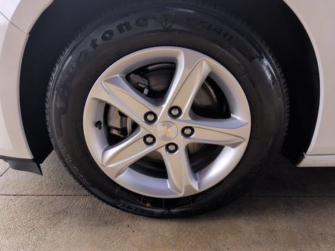 Used 2024 Chevrolet Malibu LS w/ Driver Confidence Package FWD image 25