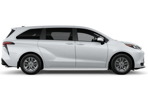 New 2026 Toyota Sienna LE FWD image 42