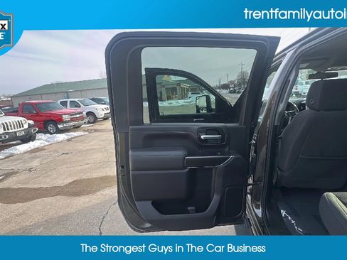 Used 2022 GMC Sierra 3500 SLE w/ SLE Convenience Package image 39