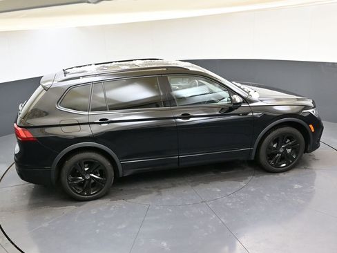 Certified 2024 Volkswagen Tiguan SE R-Line image 52