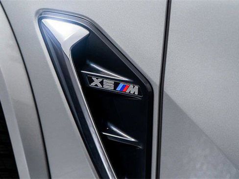 Used 2021 BMW X5 M w/ Executive Package image 29