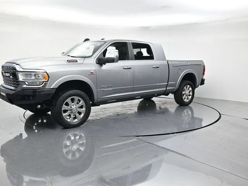 Used 2024 RAM 2500 Limited AWD/4WD image 5
