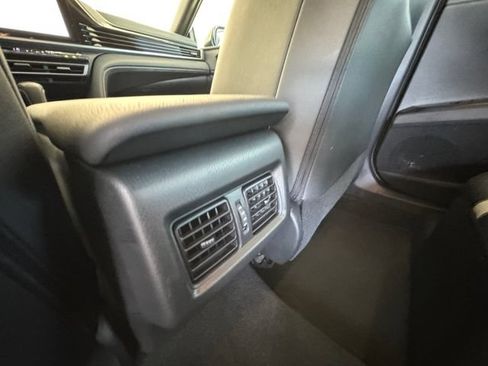 Used 2025 Toyota Camry SE w/ Convenience Package FWD image 30