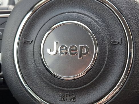 Certified 2019 Jeep Compass Latitude w/ Popular Equipment Group image 25