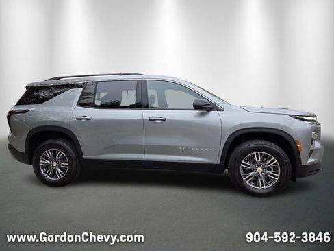 New 2026 Chevrolet Traverse LT w/ LPO, Floor Liner Package image 8