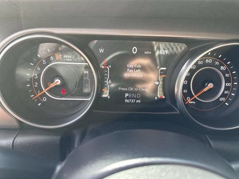 Used 2020 Jeep Gladiator Sport w/ Quick Order Package 24S AWD/4WD image 12