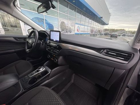 Used 2024 Ford Escape Active w/ Cold Weather Package image 28