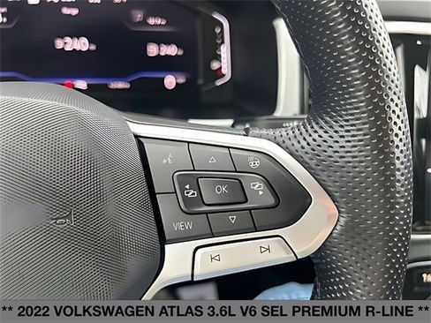 Used 2022 Volkswagen Atlas SEL Premium image 25