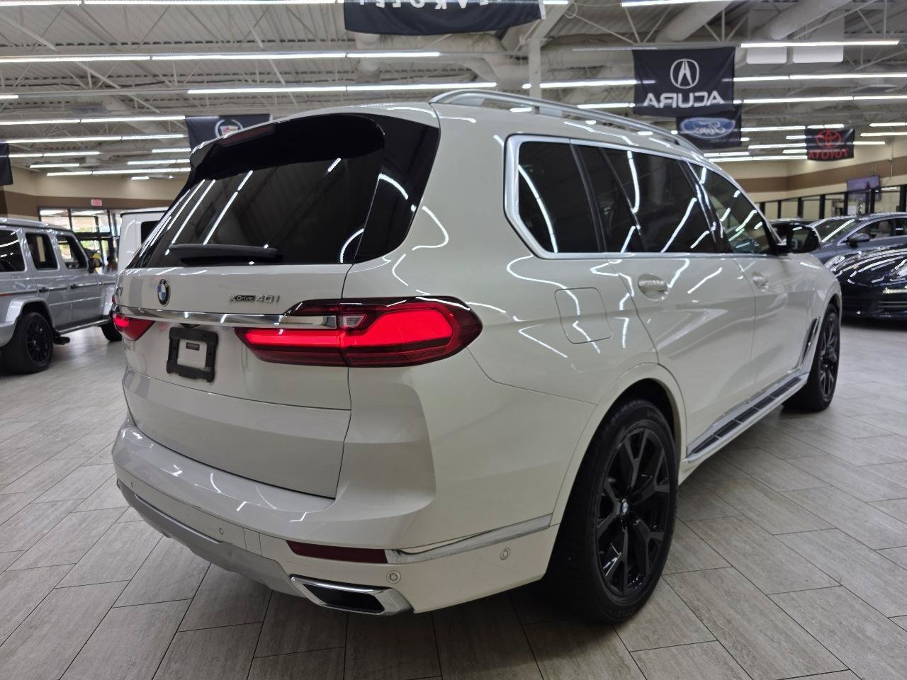 Used 2020 BMW X7 xDrive40i w/ Premium Package AWD/4WD image 6