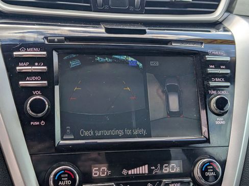 Used 2015 Nissan Murano SL w/ SL Technology Package AWD/4WD image 19