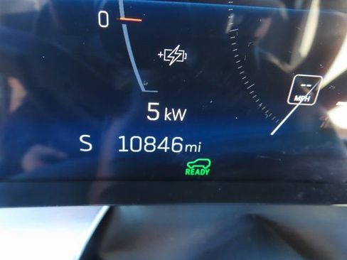 Used 2024 Cadillac Lyriq Sport image 22