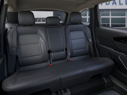 New 2026 Lincoln Nautilus Reserve w/ Jet Appearance Package AWD/4WD image 11