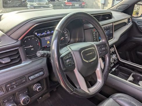 Used 2021 GMC Yukon Denali image 18