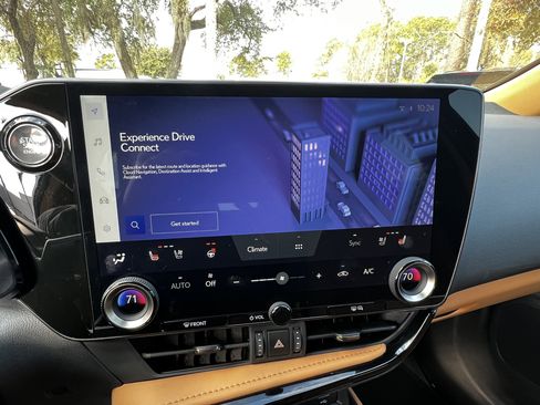 Used 2025 Lexus NX 250 FWD w/ Premium Package image 22