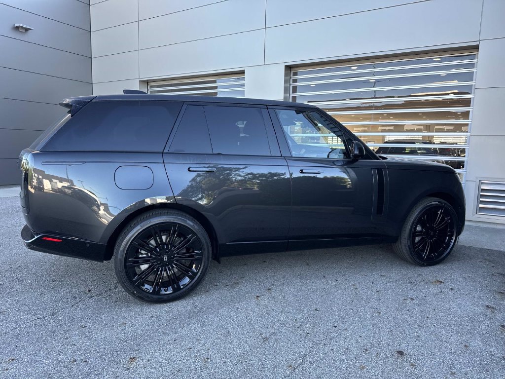 New 2027 Land Rover Range Rover SE AWD/4WD image 7