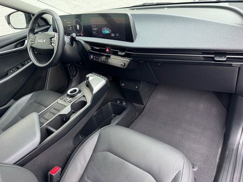 Used 2022 Kia EV6 Wind w/ Wind Technology Package image 18