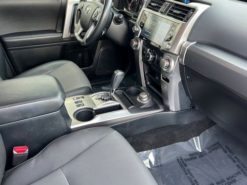 Certified 2024 Toyota 4Runner SR5 Premium image 16