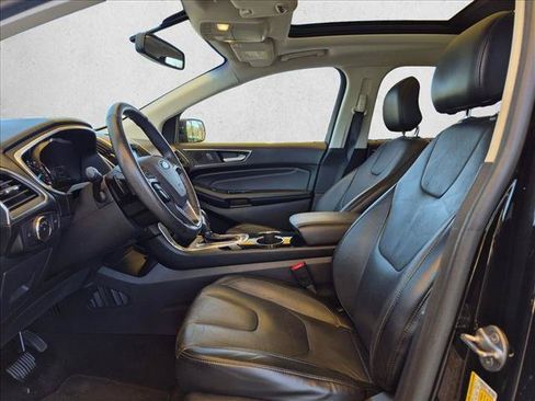 Used 2016 Ford Edge Titanium FWD image 16