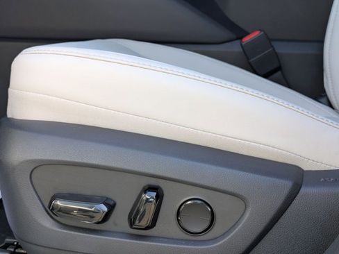 New 2026 Lexus TX 350 AWD image 4