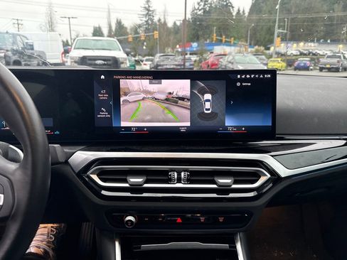 Used 2023 BMW 330i Sedan image 25