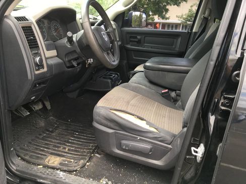 Used 2012 RAM 1500 ST w/ SXT Appearance Group AWD/4WD image 4