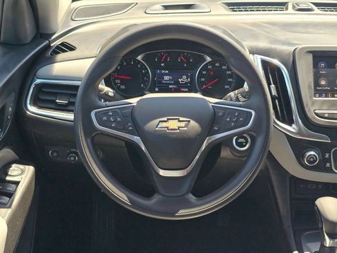 Used 2022 Chevrolet Equinox LT FWD image 19