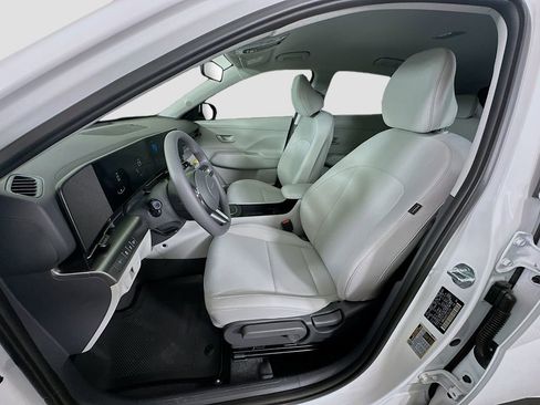 New 2026 Hyundai Kona SE image 15