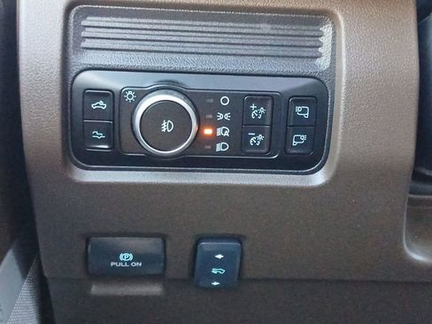 Used 2025 Ford F250 King Ranch AWD/4WD image 12