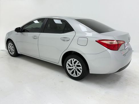 Used 2018 Toyota Corolla LE FWD image 37