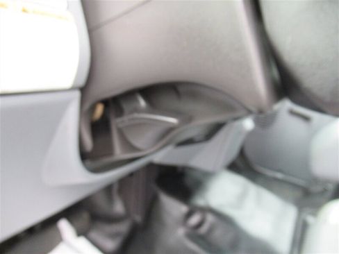 Used 2013 Ford F450 XL w/ Snow Plow Prep Pkg image 24